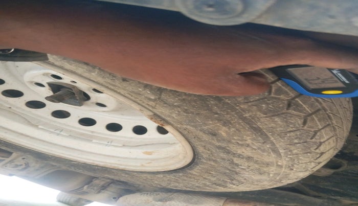 2022 Mahindra XUV700 MX D MT 5 STR, Diesel, Manual, 48,418 km, tyre