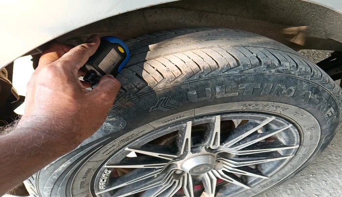 2016 Maruti Wagon R 1.0 LXI CNG, Petrol, Manual, 1,23,210 km, tyre