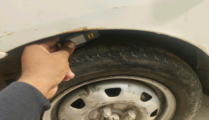 2011 Hyundai Santro Xing GL, Petrol, Manual, 1,47,036 km, tyre