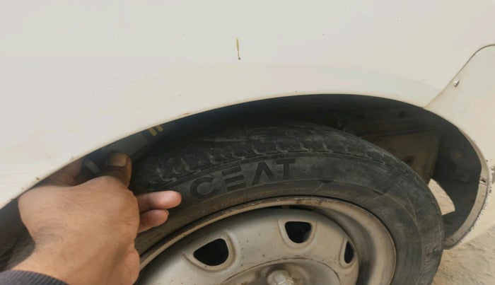 2011 Hyundai Santro Xing GL, Petrol, Manual, 1,47,036 km, tyre