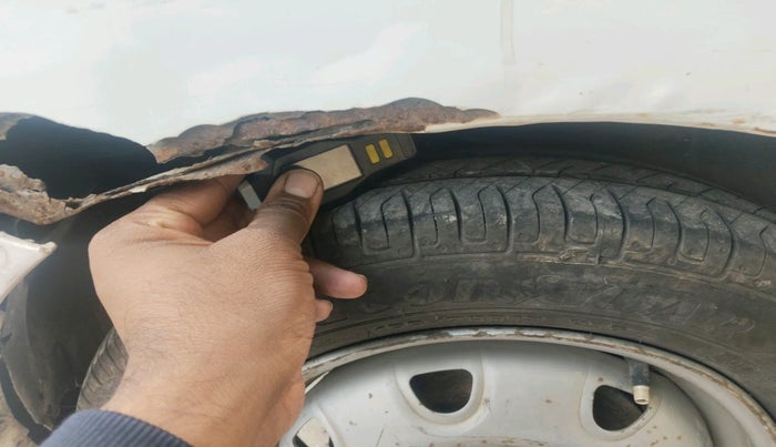 2011 Hyundai Santro Xing GL, Petrol, Manual, 1,47,036 km, tyre