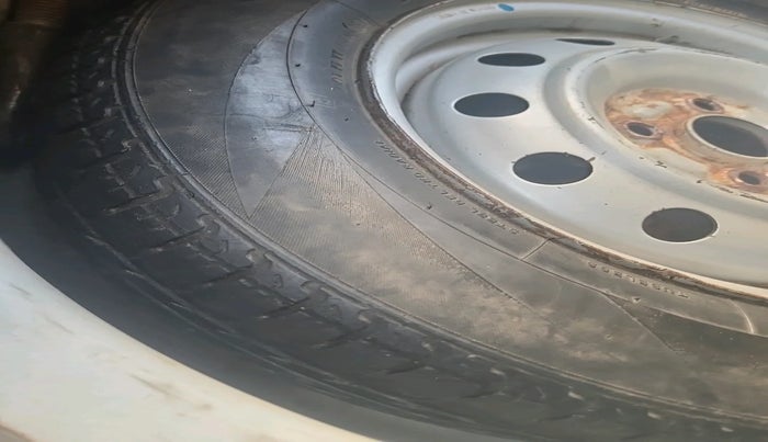 2016 Maruti Ritz LXI, Petrol, Manual, 94,563 km, tyre