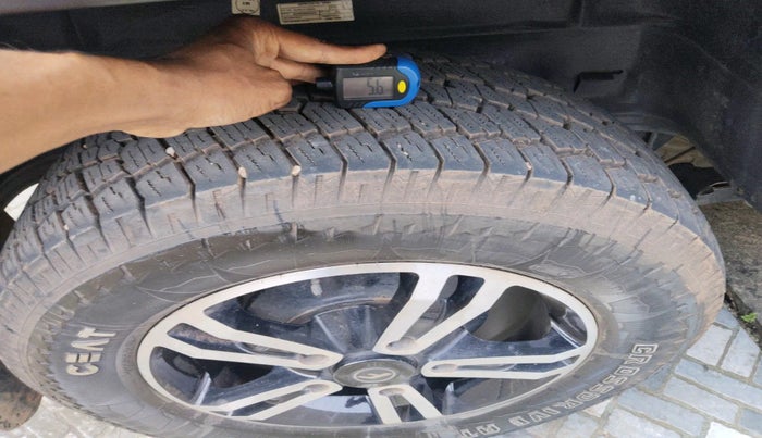 2024 Force Motors GURKHA 5 Door 4WD 7 STR, Diesel, Manual, 11,256 km, tyre