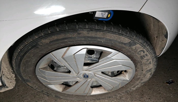 2020 Datsun Redi Go T, Petrol, Manual, 24,889 km, tyre