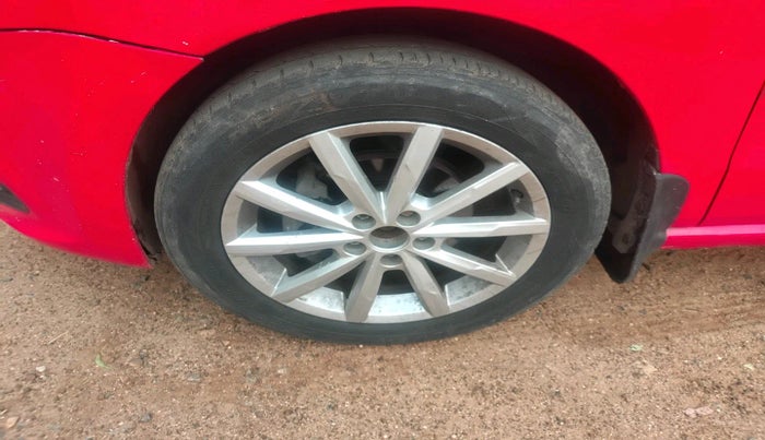 2017 Volkswagen Polo GT TSI AT, Petrol, Automatic, 1,09,970 km, tyre