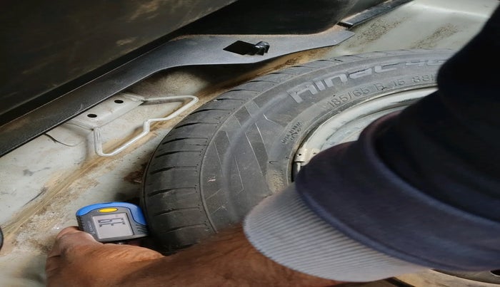 2022 Maruti Baleno ZETA PETROL 1.2, Petrol, Manual, 48,802 km, tyre