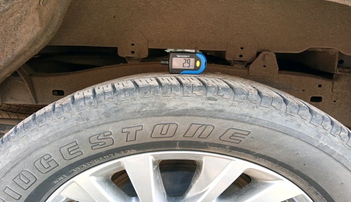 2023 Toyota HILUX HIGH 4X4 MT, Diesel, Manual, 1,12,330 km, tyre