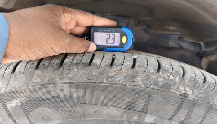 2010 Tata Safari 4X2 VX DICOR, Diesel, Manual, 1,35,335 km, tyre