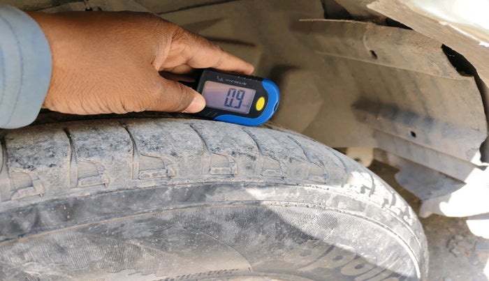 2010 Tata Safari 4X2 VX DICOR, Diesel, Manual, 1,35,335 km, tyre