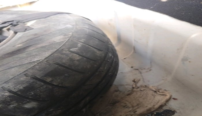 2021 Tata ALTROZ XM PETROL, Petrol, Manual, 84,614 km, tyre