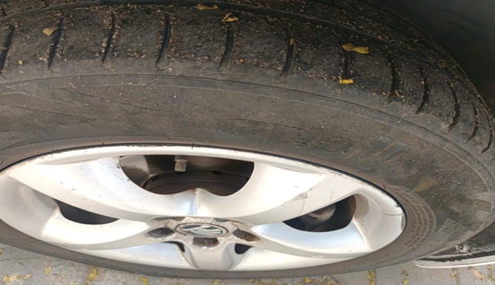 2014 Skoda Rapid ELEGANCE 1.6 TDI CR MT, Diesel, Manual, 1,09,973 km, tyre