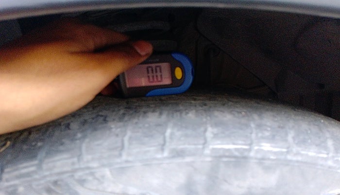 2016 Maruti S Cross ZETA 1.3, Diesel, Manual, 2,39,081 km, tyre