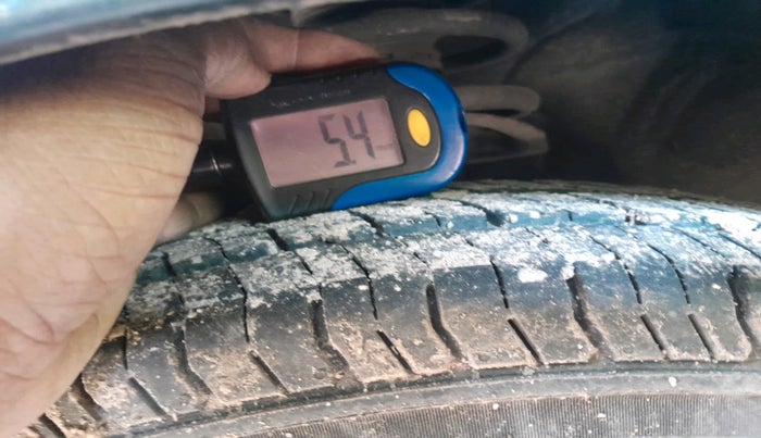 2013 Hyundai Grand i10 SPORTZ 1.2 KAPPA VTVT, Petrol, Manual, 28,006 km, tyre