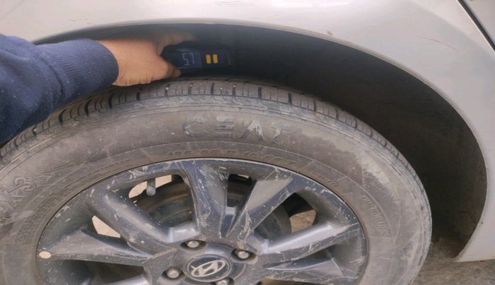 2018 Hyundai Elite i20 ASTA 1.2, Petrol, Manual, 1,69,721 km, tyre