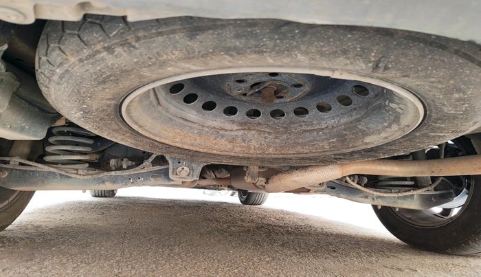 2021 Mahindra XUV700 AX 7 LUXURY D AT 7 STR, Diesel, Automatic, 78,797 km, tyre