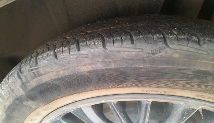 2021 Maruti XL6 ZETA MT, Petrol, Manual, 86,687 km, tyre