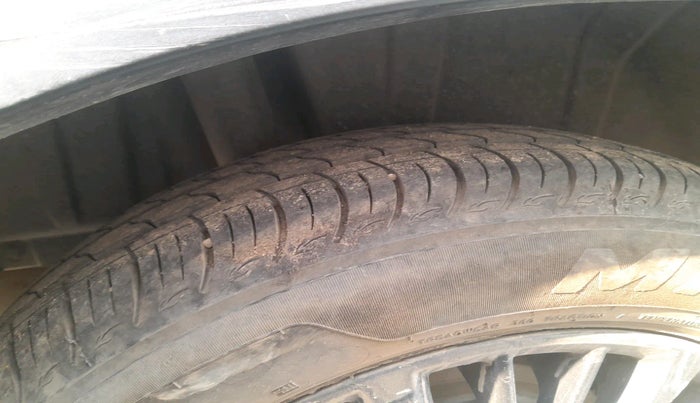 2021 Maruti XL6 ZETA MT, Petrol, Manual, 86,687 km, tyre