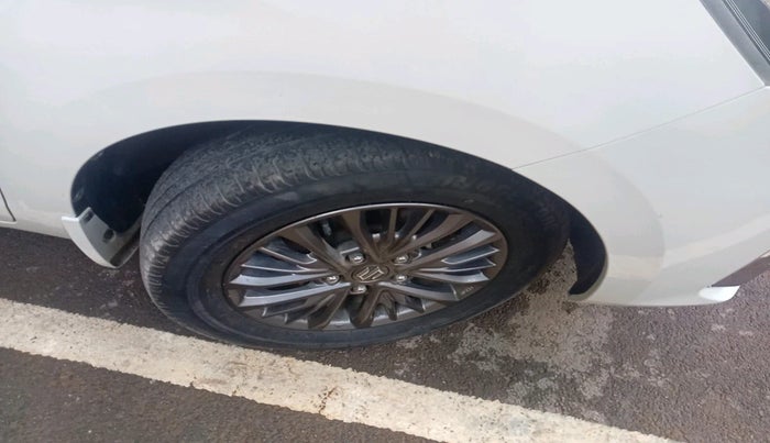 2021 Maruti Ertiga ZXI+ SHVS, Petrol, Manual, 28,746 km, tyre