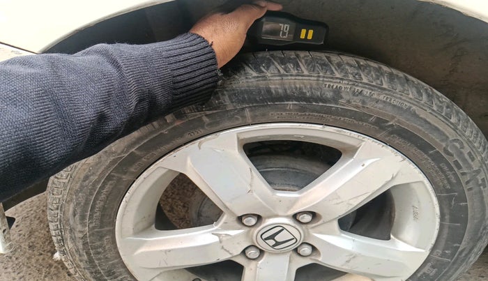 2010 Honda City 1.5L I-VTEC V AT, Petrol, Automatic, 1,71,506 km, tyre