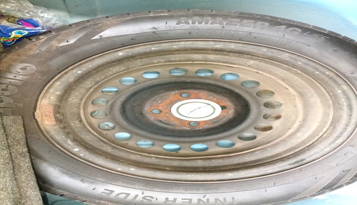 2012 Honda Brio S MT, Petrol, Manual, 55,058 km, tyre