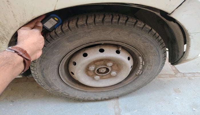 2013 Maruti Alto 800 LXI, Petrol, Manual, 95,466 km, tyre