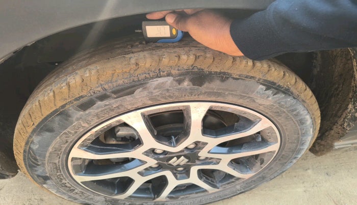 2024 Maruti XL6 ZETA CNG, Petrol, Manual, 41,392 km, tyre