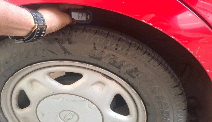 2010 Chevrolet Beat LS PETROL, Petrol, Manual, 73,826 km, tyre