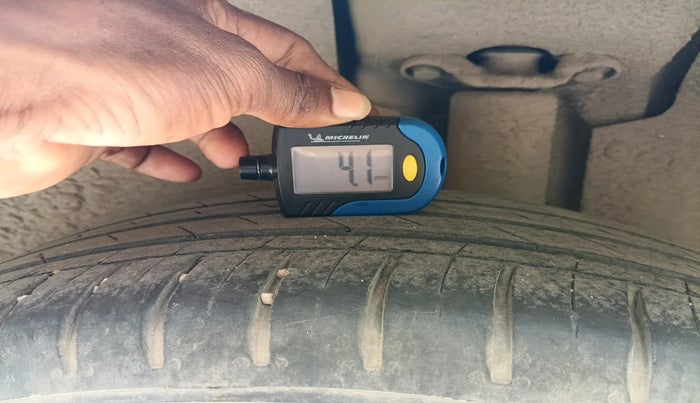 2021 MG HECTOR PLUS SHARP 1.5 PETROL TURBO DCT 6-STR, Petrol, Automatic, 34,510 km, tyre