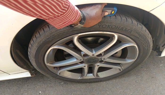 2013 Mercedes Benz A Class A180 CDI STYLE, Diesel, Automatic, 88,235 km, tyre