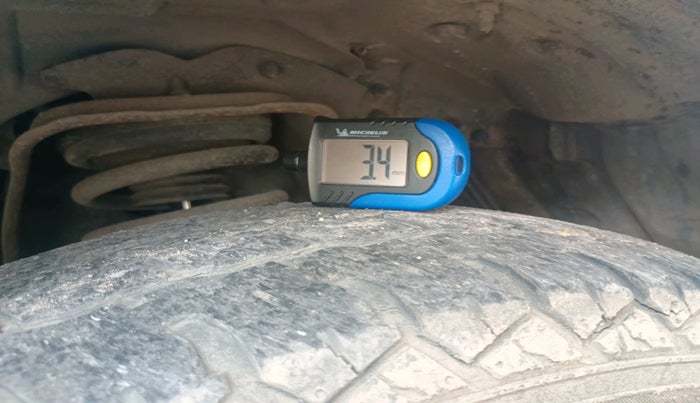 2011 Mahindra Xylo E8 ABS, Diesel, Manual, 93,524 km, tyre