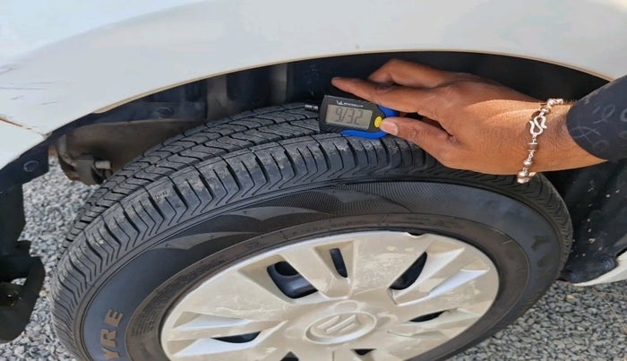 2017 Maruti Swift Dzire VDI, Diesel, Manual, 76,472 km, tyre