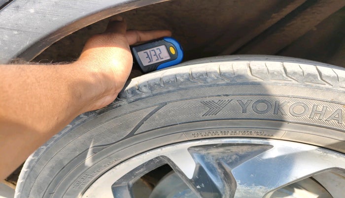 2016 Honda BR-V 1.5L I- DTEC VX, Diesel, Manual, 2,32,552 km, tyre