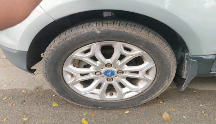 2015 Ford Ecosport TITANIUM 1.5L PETROL AT, Petrol, Automatic, 69,174 km, tyre