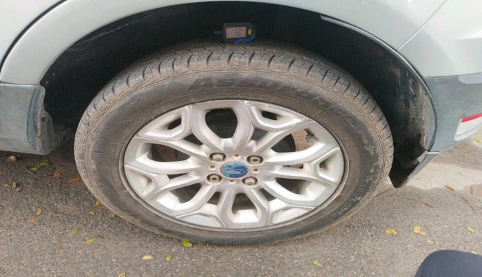 2015 Ford Ecosport TITANIUM 1.5L PETROL AT, Petrol, Automatic, 69,174 km, tyre