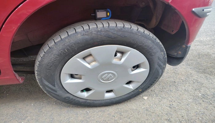 2014 Maruti Wagon R 1.0 LXI CNG, Petrol, Manual, 83,000 km, tyre