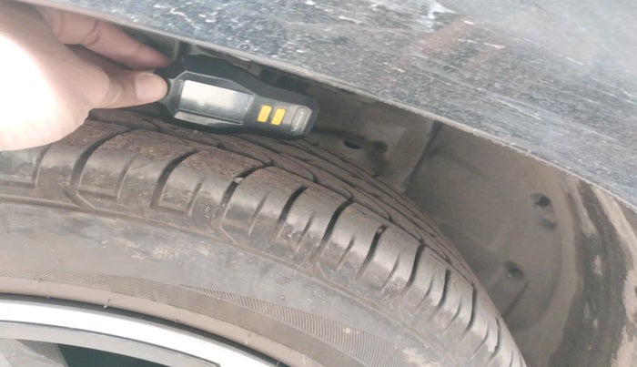 2024 Tata Curvv Pure Plus S 1.2 Petrol 7DCA, Petrol, Automatic, 9,885 km, tyre