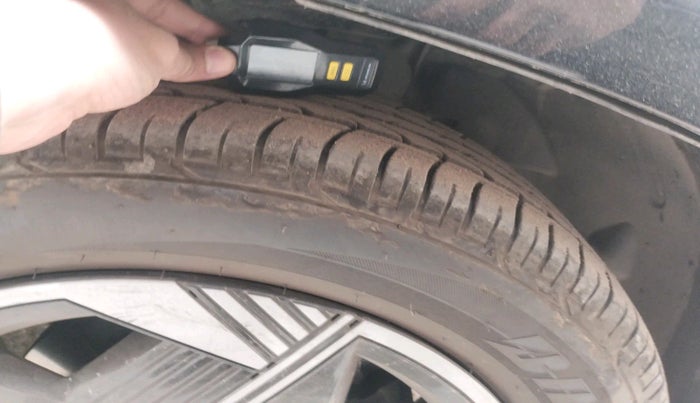 2024 Tata Curvv Pure Plus S 1.2 Petrol 7DCA, Petrol, Automatic, 9,885 km, tyre