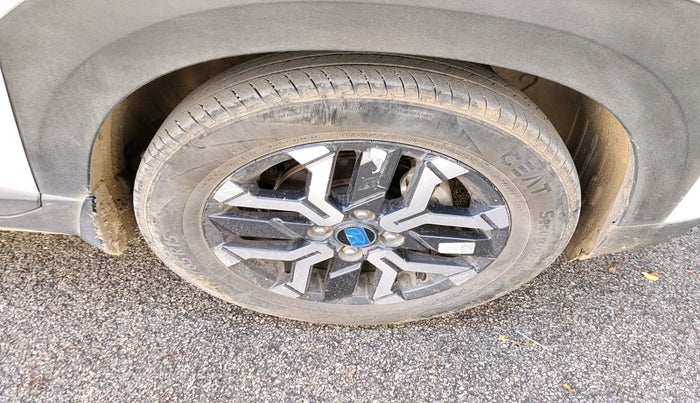 2024 Hyundai EXTER SX 1.2 AMT DUAL TONE, Petrol, Automatic, 21,343 km, tyre