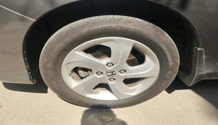 2014 Honda City 1.5L I-VTEC VX, Petrol, Manual, 65,557 km, tyre