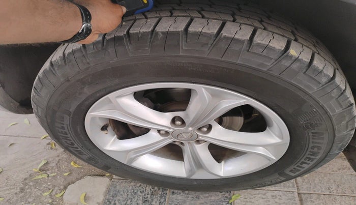 2019 Tata Harrier XZ 2.0L, Diesel, Manual, 1,06,699 km, tyre