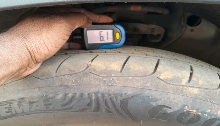 2024 KIA SELTOS  HTX 1.5 PETROL MT, Petrol, Manual, 7,760 km, tyre