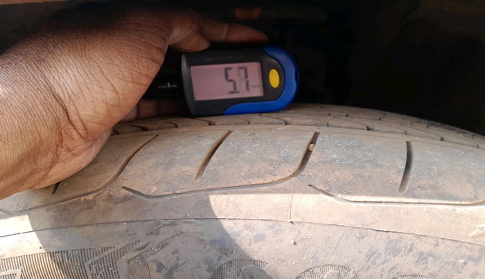 2024 KIA SELTOS  HTX 1.5 PETROL MT, Petrol, Manual, 7,760 km, tyre