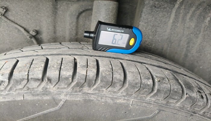 2022 Tata PUNCH ACCOMPLISHED MT, Petrol, Manual, 48,909 km, tyre