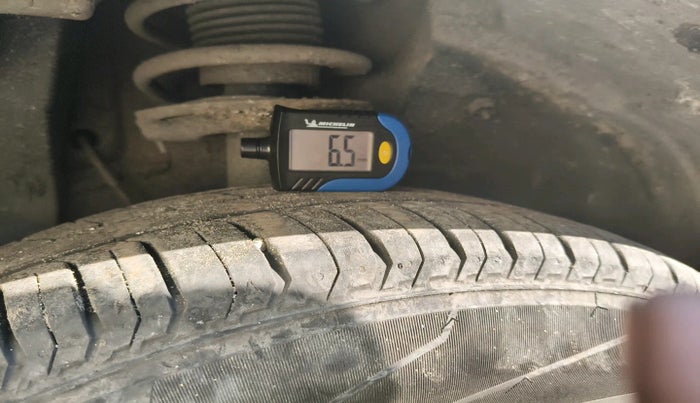 2022 Tata PUNCH ACCOMPLISHED MT, Petrol, Manual, 48,909 km, tyre