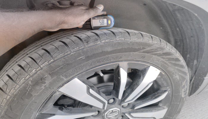 2020 MG HECTOR SHARP 2.0 DIESEL DUAL TONE, Diesel, Manual, 1,49,489 km, tyre