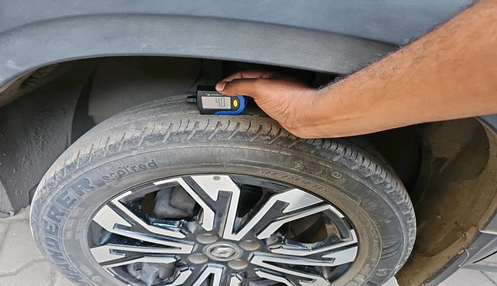 2021 Renault Kiger RXZ AMT, Petrol, Automatic, 34,491 km, tyre