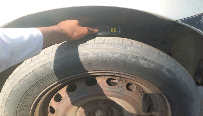 2013 Nissan Micra XV DIESEL, Diesel, Manual, 70,991 km, tyre