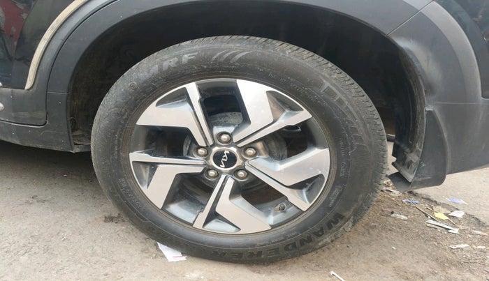 2021 KIA SONET HTX 1.5 AT, Diesel, Automatic, 54,507 km, tyre