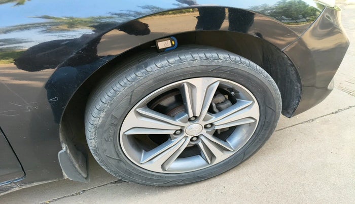 2018 Hyundai Verna 1.6 CRDI SX + AT, Diesel, Automatic, 78,435 km, tyre