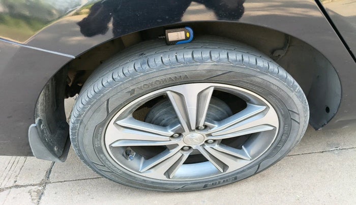 2018 Hyundai Verna 1.6 CRDI SX + AT, Diesel, Automatic, 78,435 km, tyre